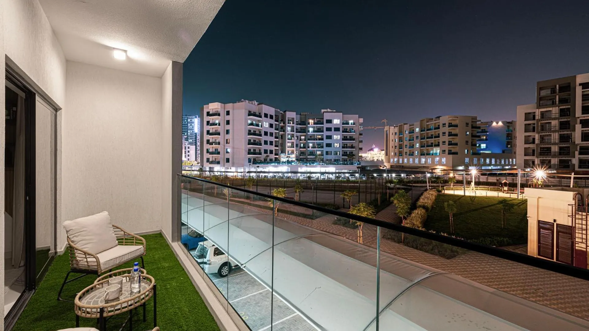New Serene 1Br With Pool & Sauna Dubai Apartment